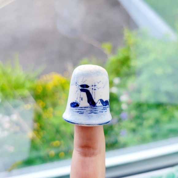 Vintage Country Windmill Scene Thimble - Picture 3 of 8